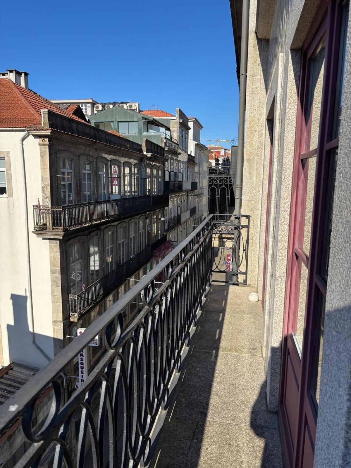 Almada 234 Apartamento